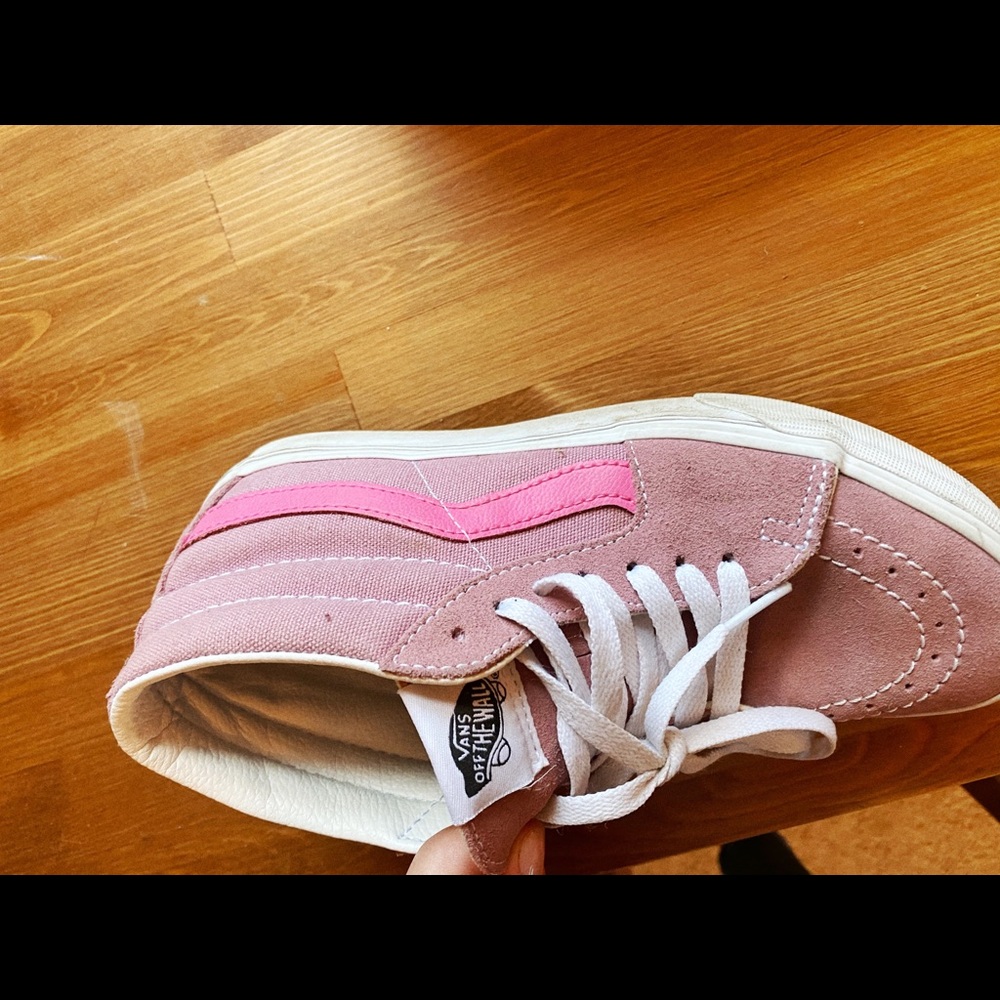 Vans - Picture 4 of 5